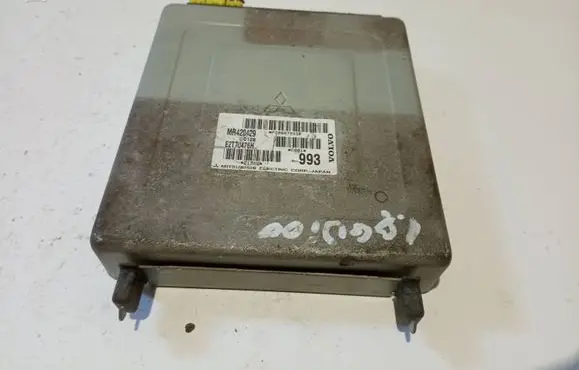 Volvo S40, V40 Engine control unit/module MR420429 E2T70476H P30887993