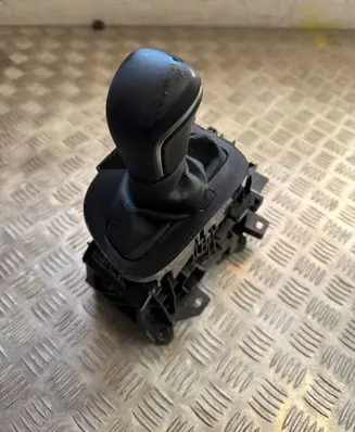 Gear shifter/selector