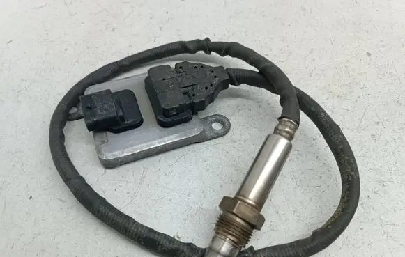 Mercedes-Benz Vito Viano W447 Lambda probe sensor A0009059703 0009059703