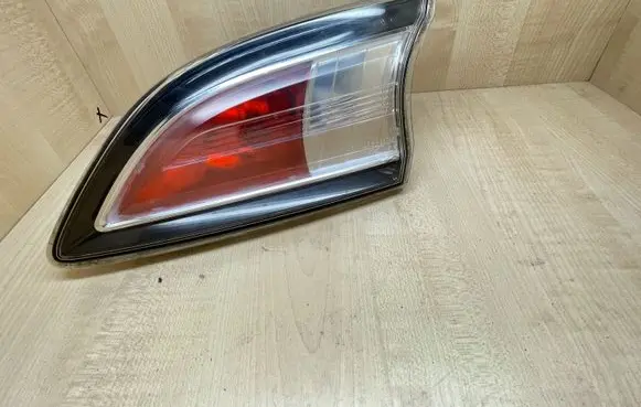 Mazda 3 II Tailgate rear/tail lights P8674R P8241