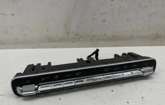 Mercedes-Benz CLA C118 X118 Climate control unit A2479056703