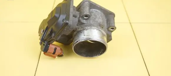 Hyundai ix35 Throttle body valve 351002F000 D4HA