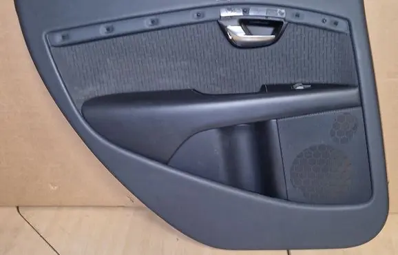 Volvo V70 Rear door card panel trim