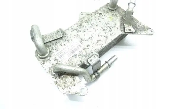 Audi RS7 C7 Engine oil radiator 4H0317021T