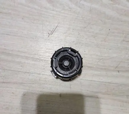 Fiat 500X Front door high frequency speaker 90220027004A 208188901
