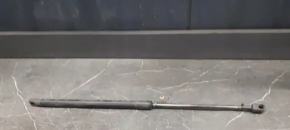 Mazda 3 III Tailgate strut BP4K-63620F