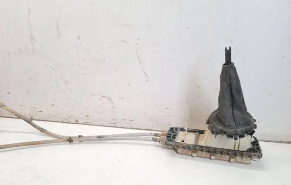 Mini One - Cooper R50 - 53 Gear shifter/selector 8024300100