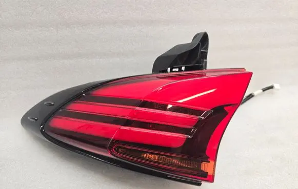 Toyota C-HR I Rear/tail lights 81550F4130