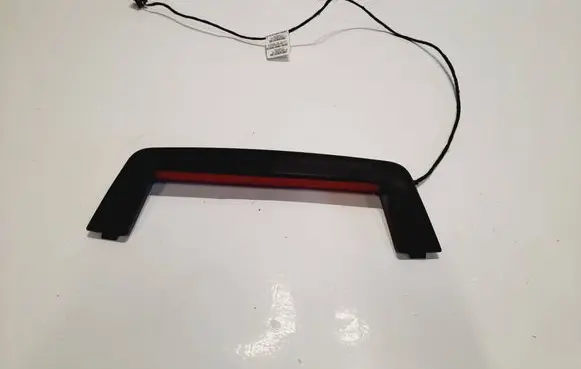 Chrysler 200 Third/center stoplight