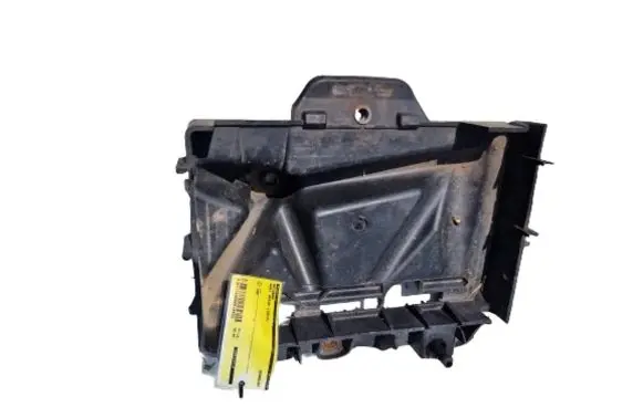 Volkswagen Polo IV 9N3 Battery box tray 6Q0915331D