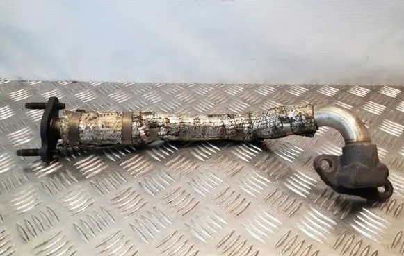 Nissan Almera Tino EGR valve line/pipe/hose