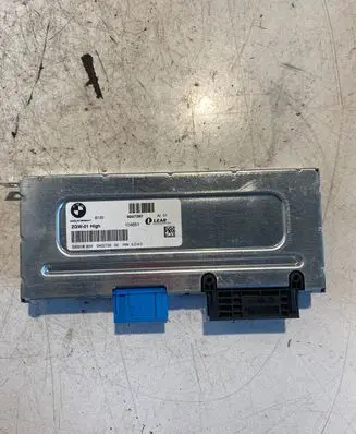 BMW 5 F10 F11 Comfort/convenience module 9247397 0402735 104851