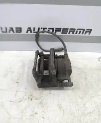 Mercedes-Benz CLA C117 X117 W117 Front brake caliper A24637