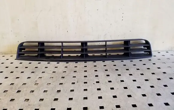 Audi A6 S6 C4 4A Front bumper lower grill 4A0807683 4A0807683A