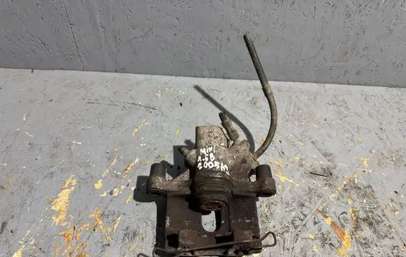 Mini One - Cooper R50 - 53 Rear brake caliper 