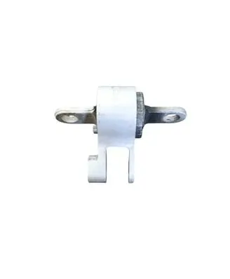Engine mount bracket