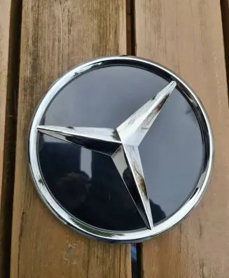 Mercedes-Benz GLB x247 Manufacturer badge logo/emblem A0008800600 A0008883500