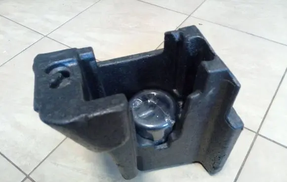 BMW 1 F40 Tool box 6872424 NE68127