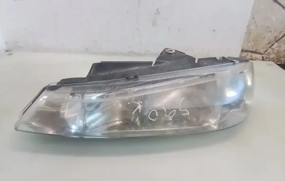 Peugeot 406 Headlight/headlamp