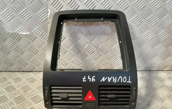 Volkswagen Touran I Dash center air vent grill 1T1819728A