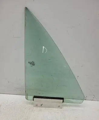 Audi TT Mk1 Front vent window/glass (coupe) 