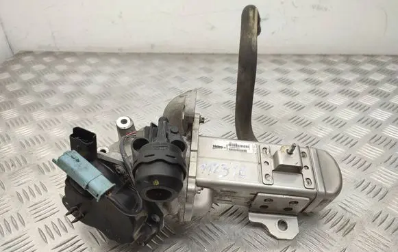 Citroen C5 EGR valve cooler 9671398180 V29002699 V29004027
