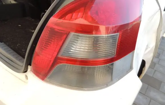 Toyota Yaris Rear/tail lights
