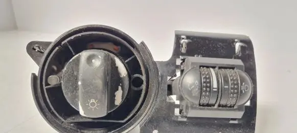 Audi A6 S6 C6 4F Light switch 941531