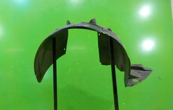 Citroen C4 Cactus Front arch PRZOD XP208