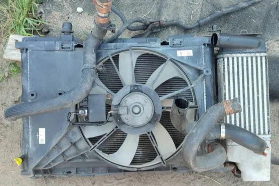 Toyota Auris 150 Fan set MF4227501912 160400N130