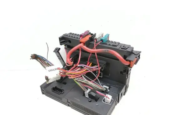 Mercedes-Benz S W221 Fuse module A2215454932 A2214421800 A2215402050