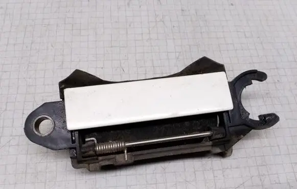 Audi A6 S6 C4 4A Front door interior handle 4A0837206