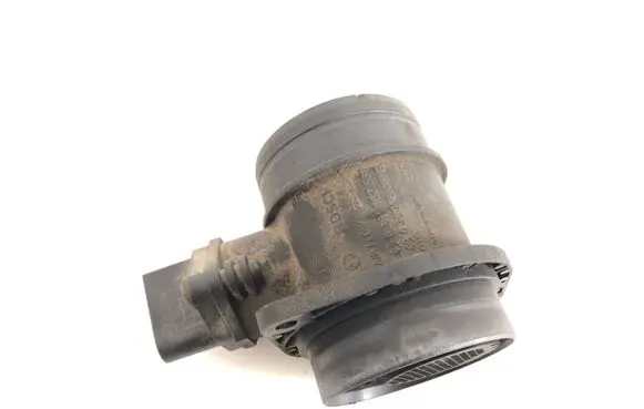 Skoda Fabia Mk2 (5J) Mass air flow meter 0281002531 038906461B