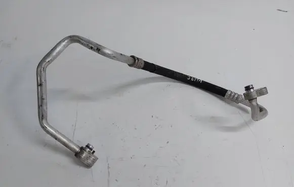Volkswagen Jetta VI Air conditioning (A/C) pipe/hose 5C0820721C