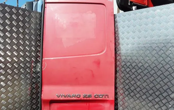 Opel Vivaro Front door