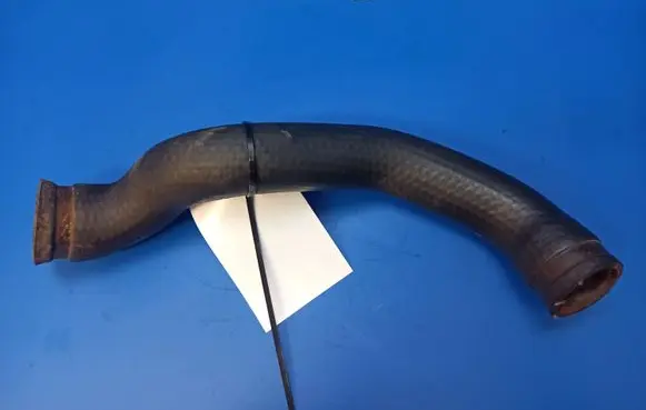 Mercedes-Benz S W126 Engine coolant pipe/hose 1235012682