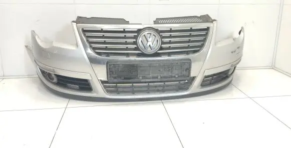 Volkswagen PASSAT B6 Front bumper 3C0807221