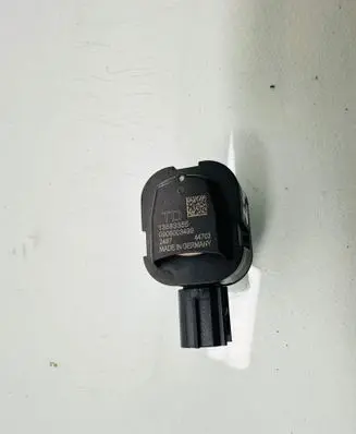 Opel Insignia B Airbag deployment crash/impact sensor 13583355 0906003499