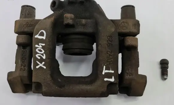 Mercedes-Benz GLK (X204) Rear brake caliper