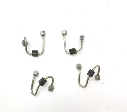 Volkswagen Golf VI Fuel injector supply line/pipe 