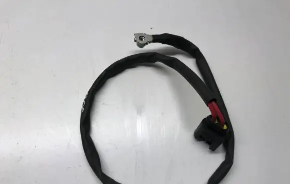 Mercedes-Benz C W204 Positive cable (battery)