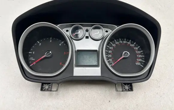 Speedometer (instrument cluster)