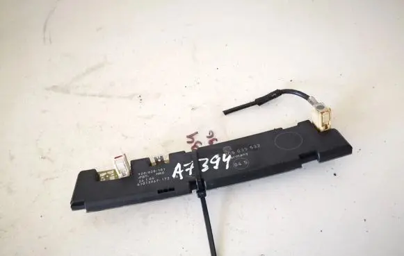 Volkswagen PASSAT B6 Antenna control unit 3c5035532