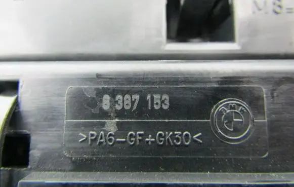 BMW X3 E83 Fuse box set 8387153