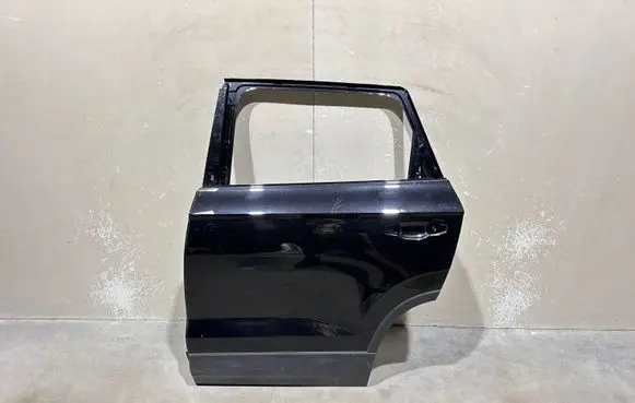 Skoda Karoq Rear door 575833311