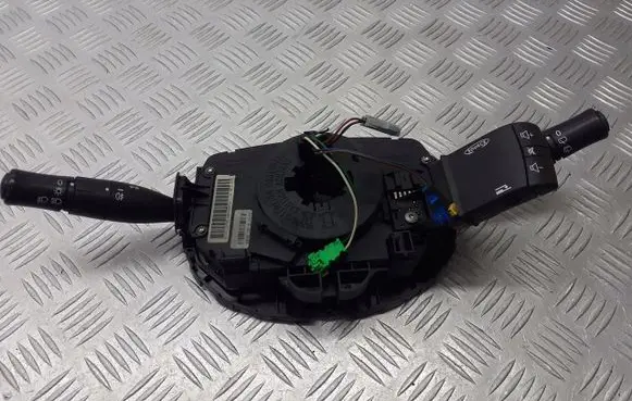 Renault Megane II Headlight level adjustment motor 8200211375