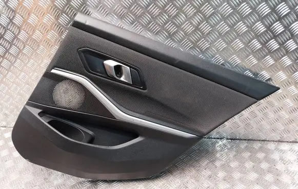 BMW 3 G20 G21 Coupe rear side trim panel A26390691 3390773