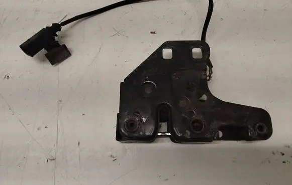 Audi A4 S4 B7 8E 8H Engine bonnet (hood) release handle 8E0823509C