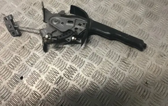 Nissan X-Trail T30 Hand brake release handle 