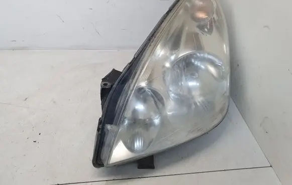 Toyota Corolla Verso AR10 Headlight/headlamp STANLEY0F03